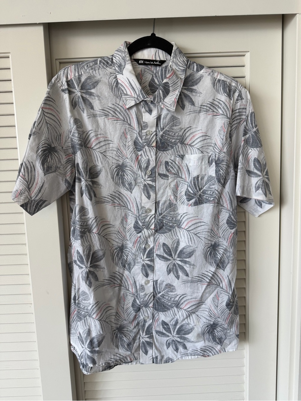 Travis Mathew White Short-Sleeve Floral Button-Down Shirt with Gray Print
